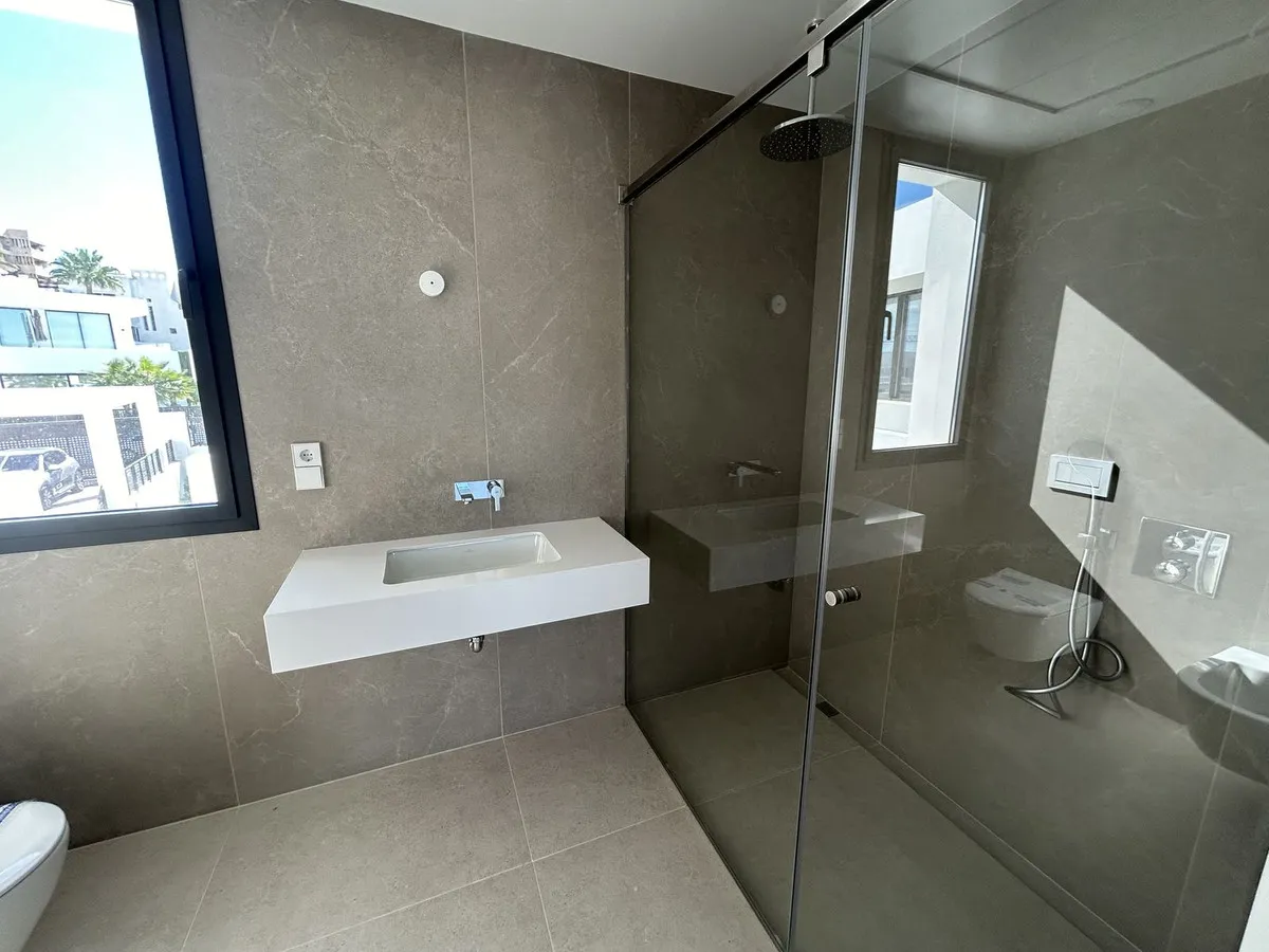 fa9f096a-efb5-40cf-957f-1c46d3eddb02