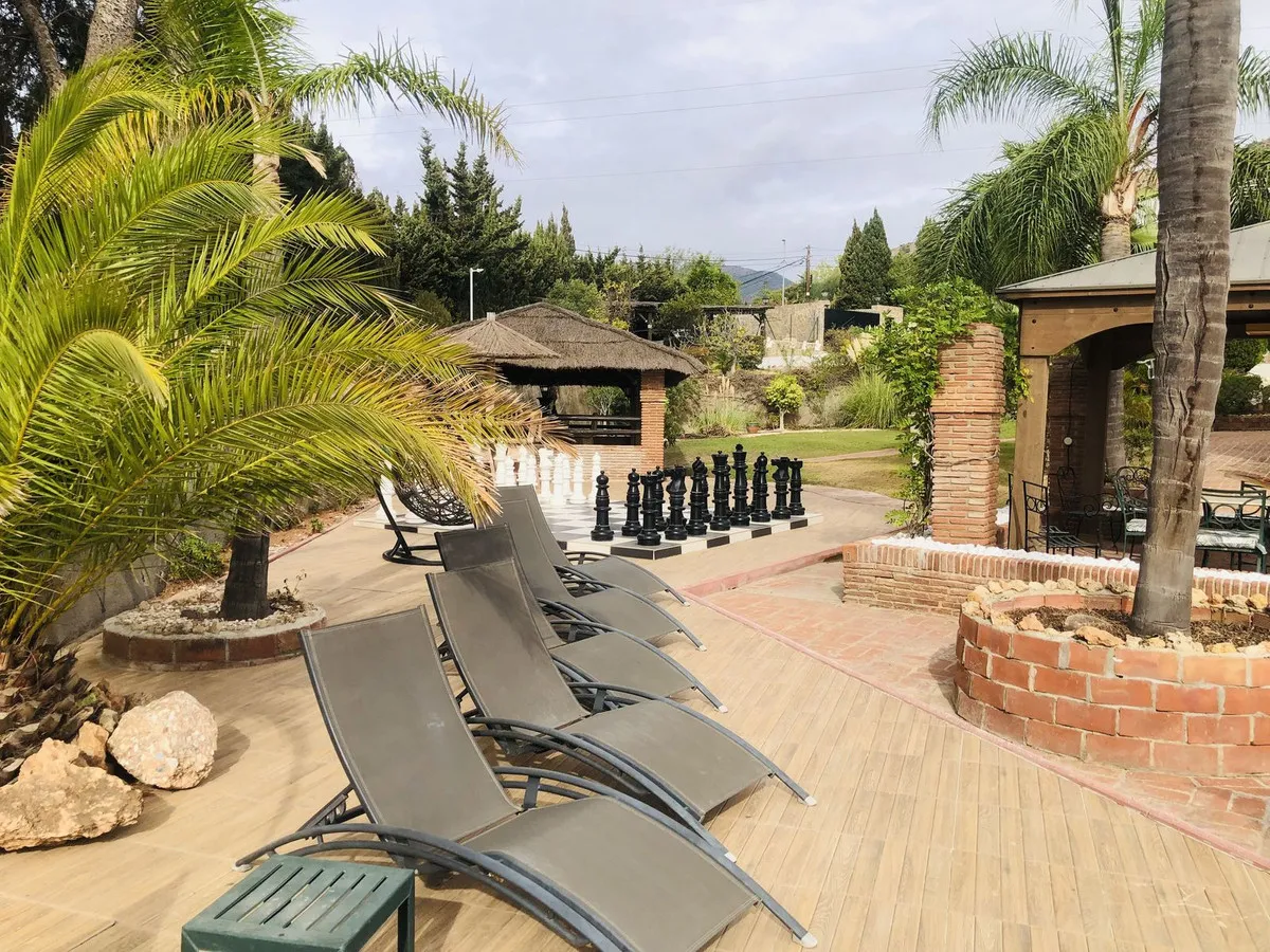 26c068a8-8221-47b4-bb7e-04c34f8bd143