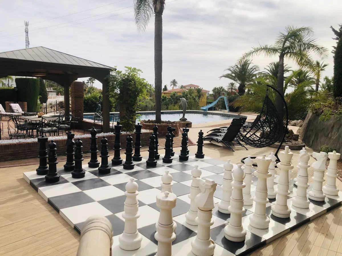 a57d470f-7d8e-4943-a8de-513a3f14e752