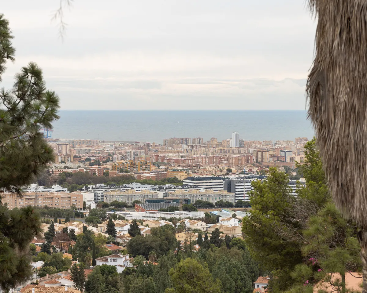 2be7c98e-e84a-43e8-b29d-8a4f72502021