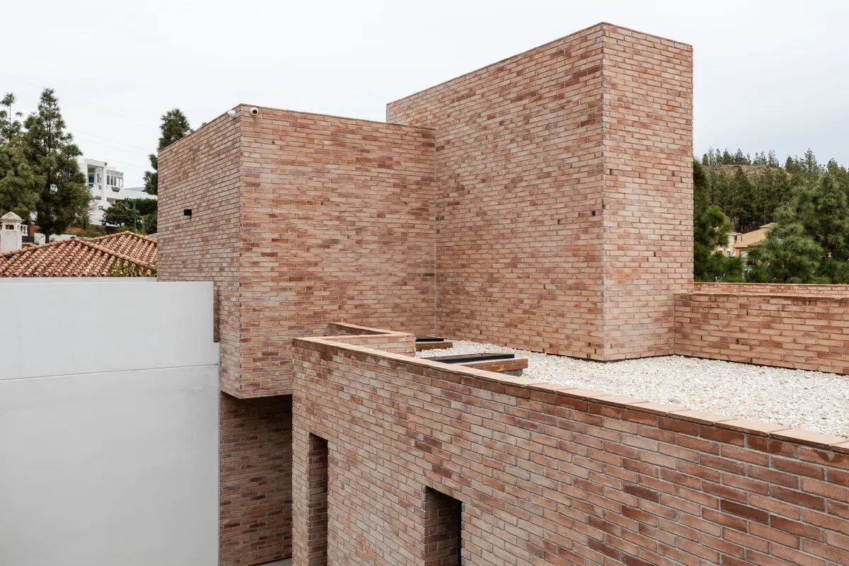 4dc56c5e-c201-4c1f-92a6-318e6c669816