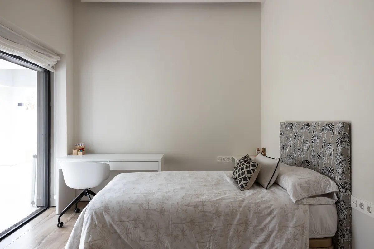 5e894ca9-f606-43b3-84df-791d67a7f102