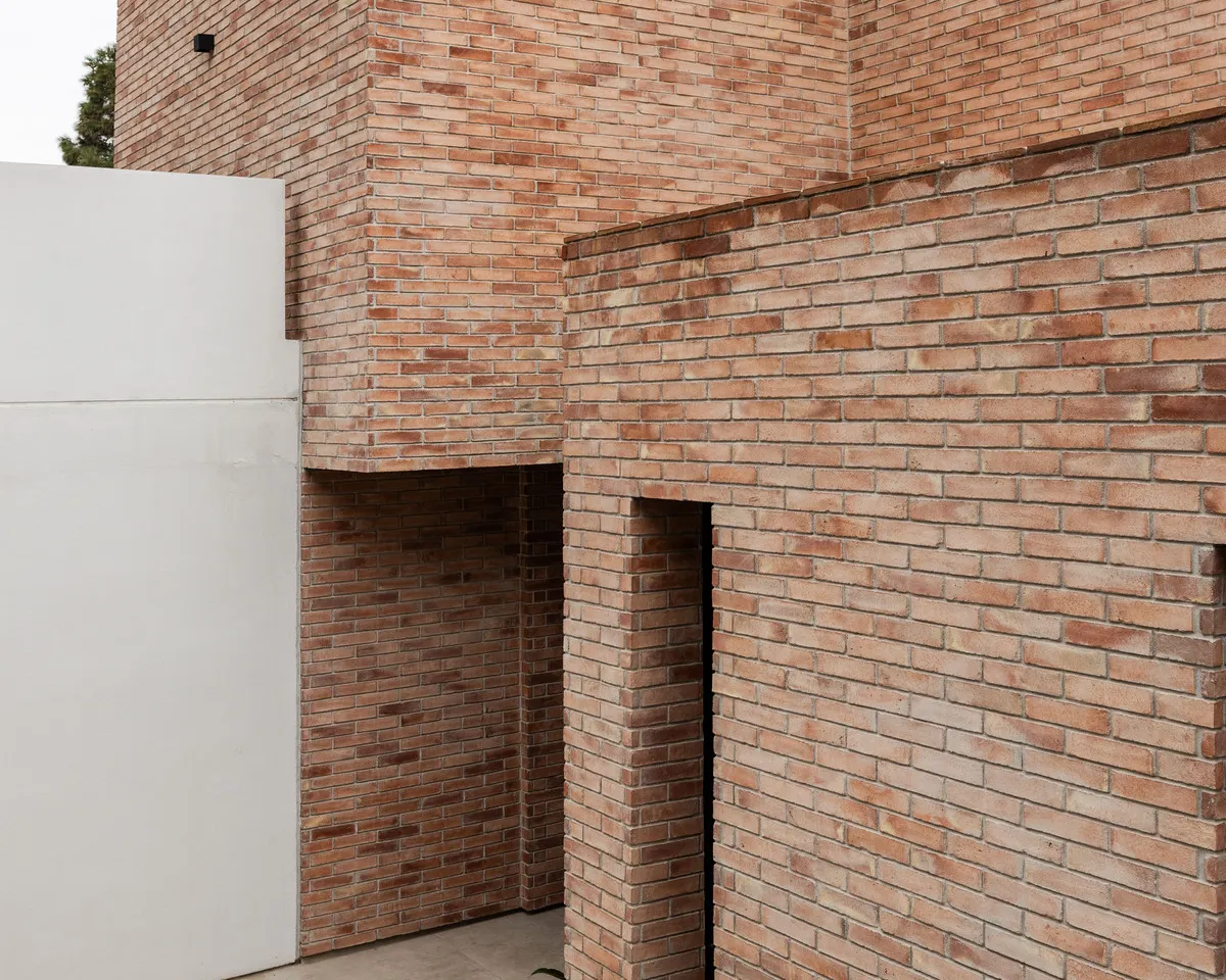 851a2914-2ec8-48cb-890a-3191851ba737