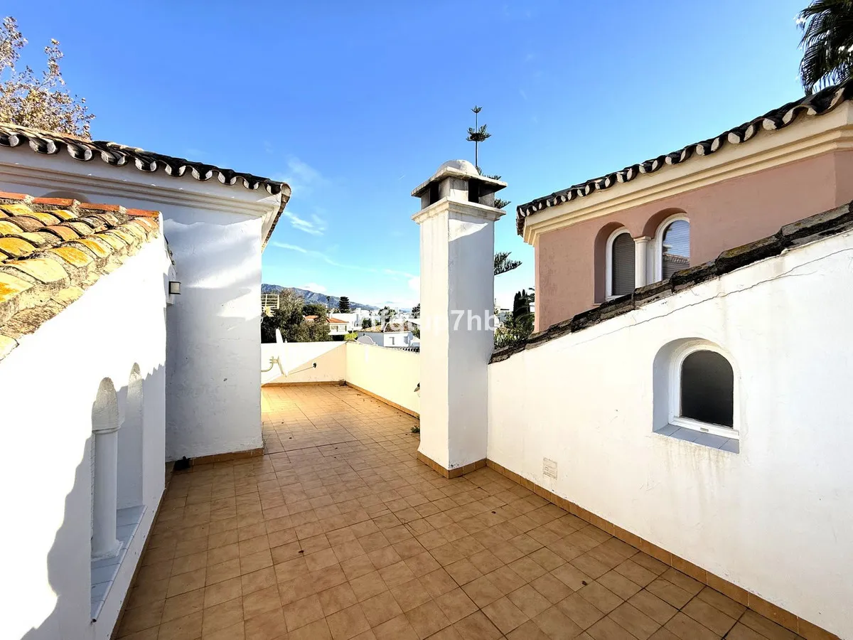 3855232c-8443-4402-8ed0-f3707bb37e3f