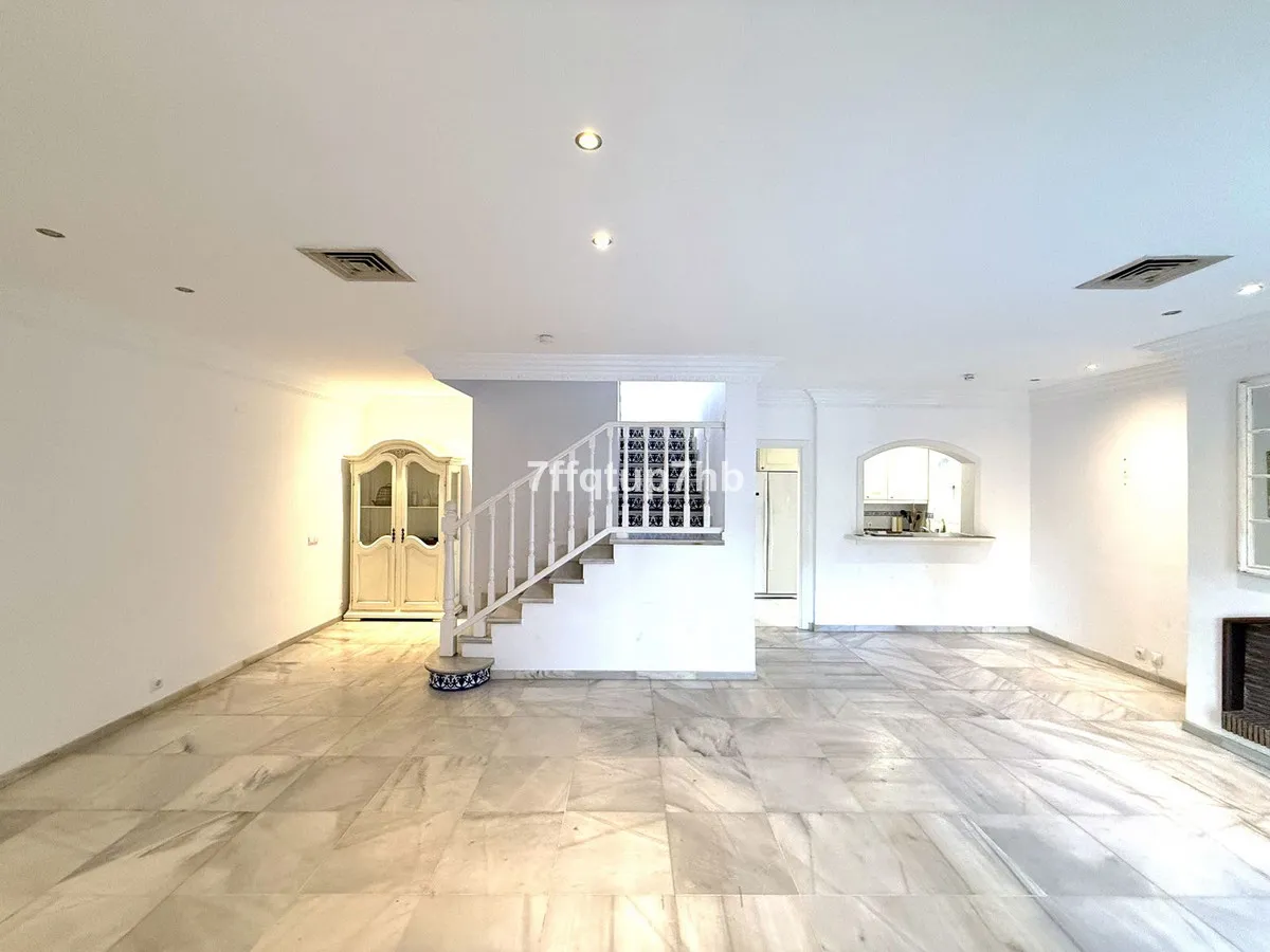 bc5350a6-9b3f-49a2-9b93-8ecabdd6924e