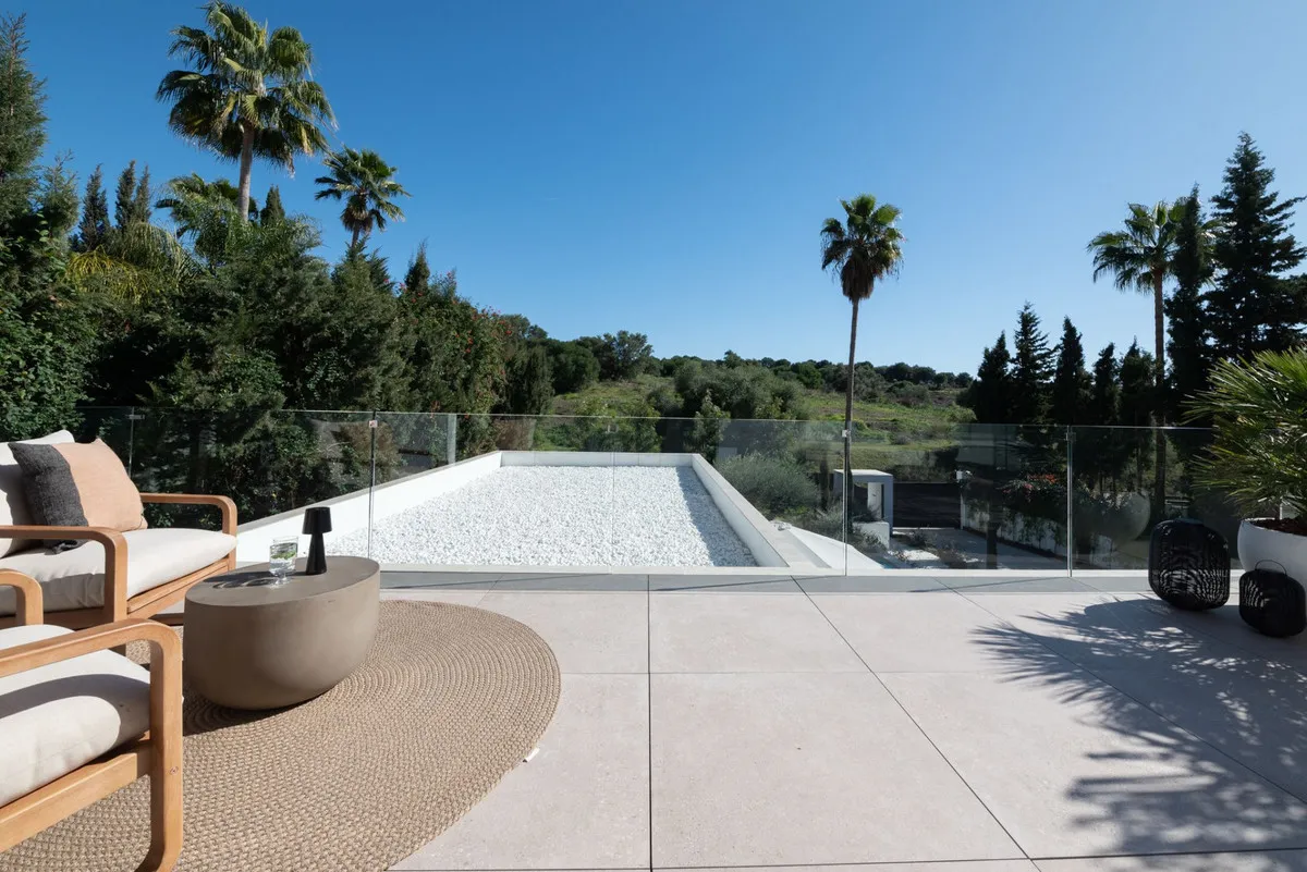 17f8d2b6-5286-4e8c-be7c-754b1b6b6068