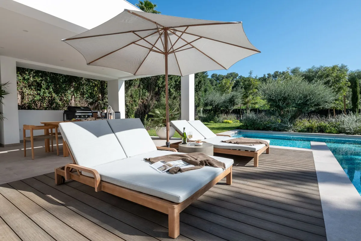 383bf364-a505-46d9-a5dd-3ab69c59b9a0