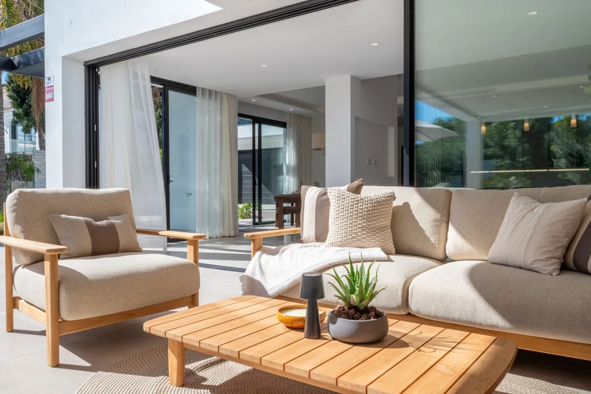 51767687-4468-4b7d-a6e0-46d433c809b5