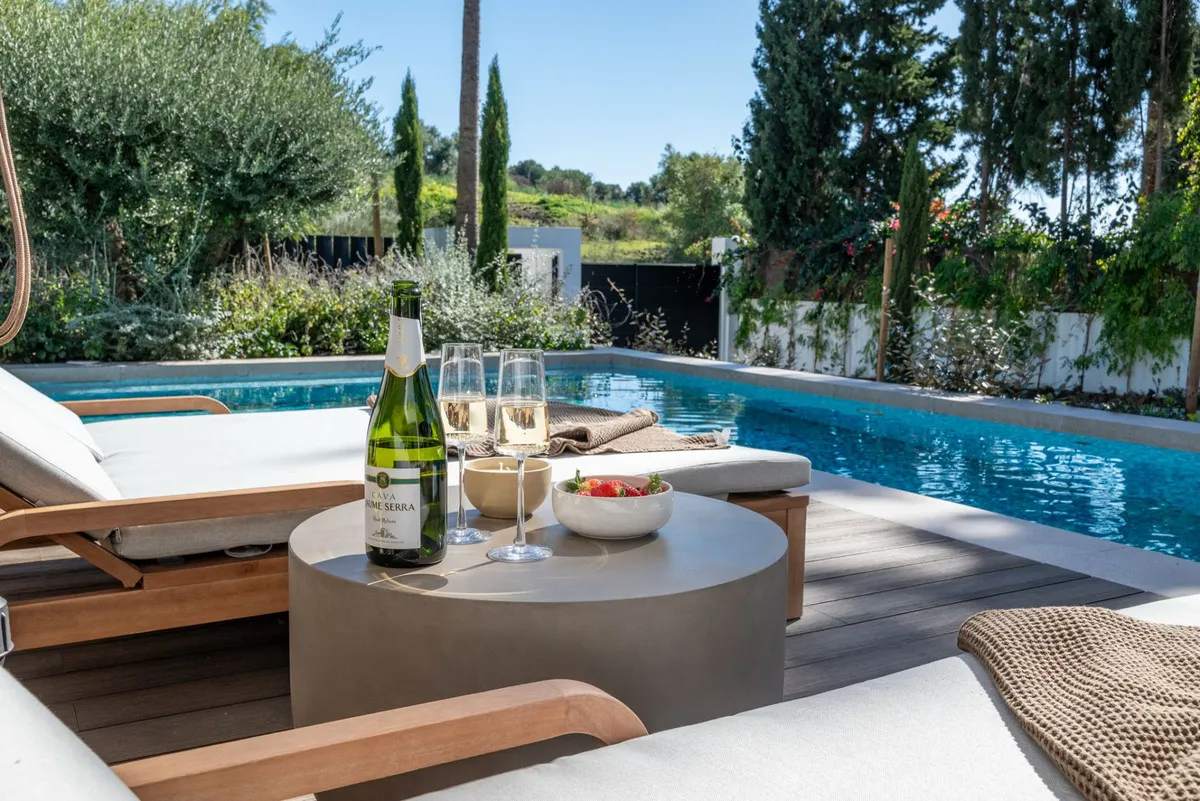 56c8903d-f92f-4fac-a083-d0f48dff4019