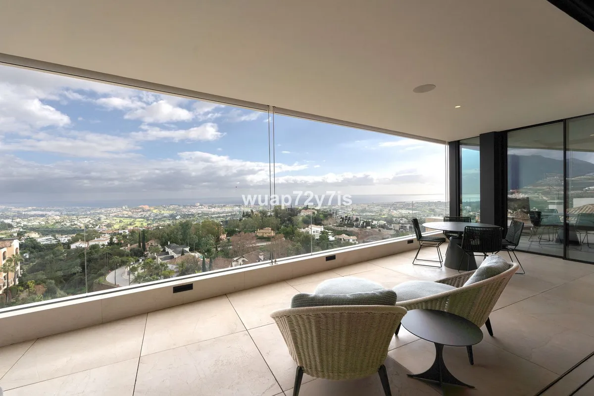 6b838df6-1384-43e9-8738-ba826093ba1a