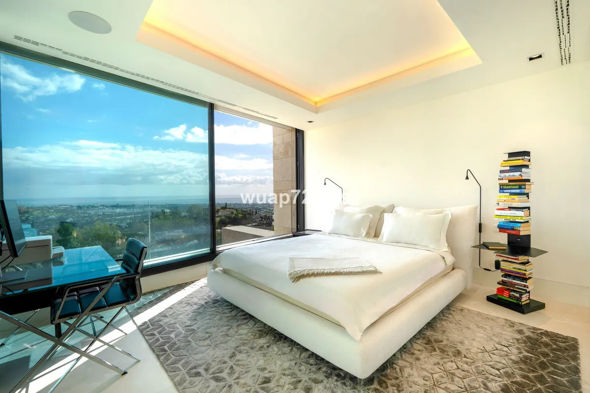 ce412e79-69db-438a-8f3b-526ea1cc9b03