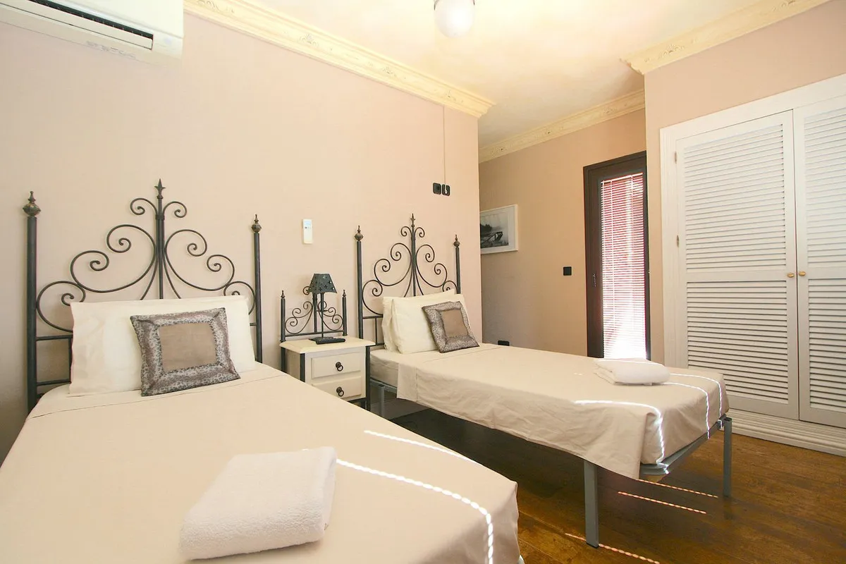 0a72ad4b-e82b-4505-8022-e44de36f6ed7