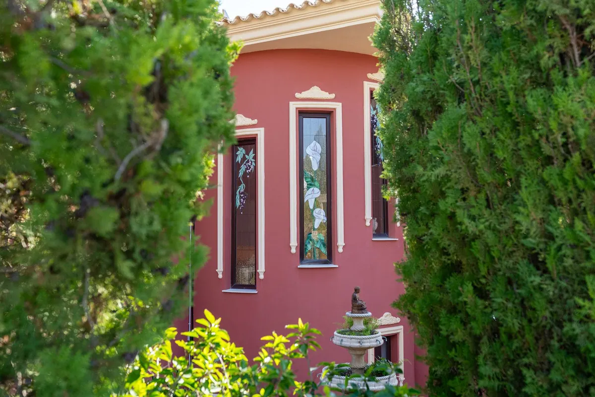 6ee82490-70ab-451d-9f44-b4e928392b4b