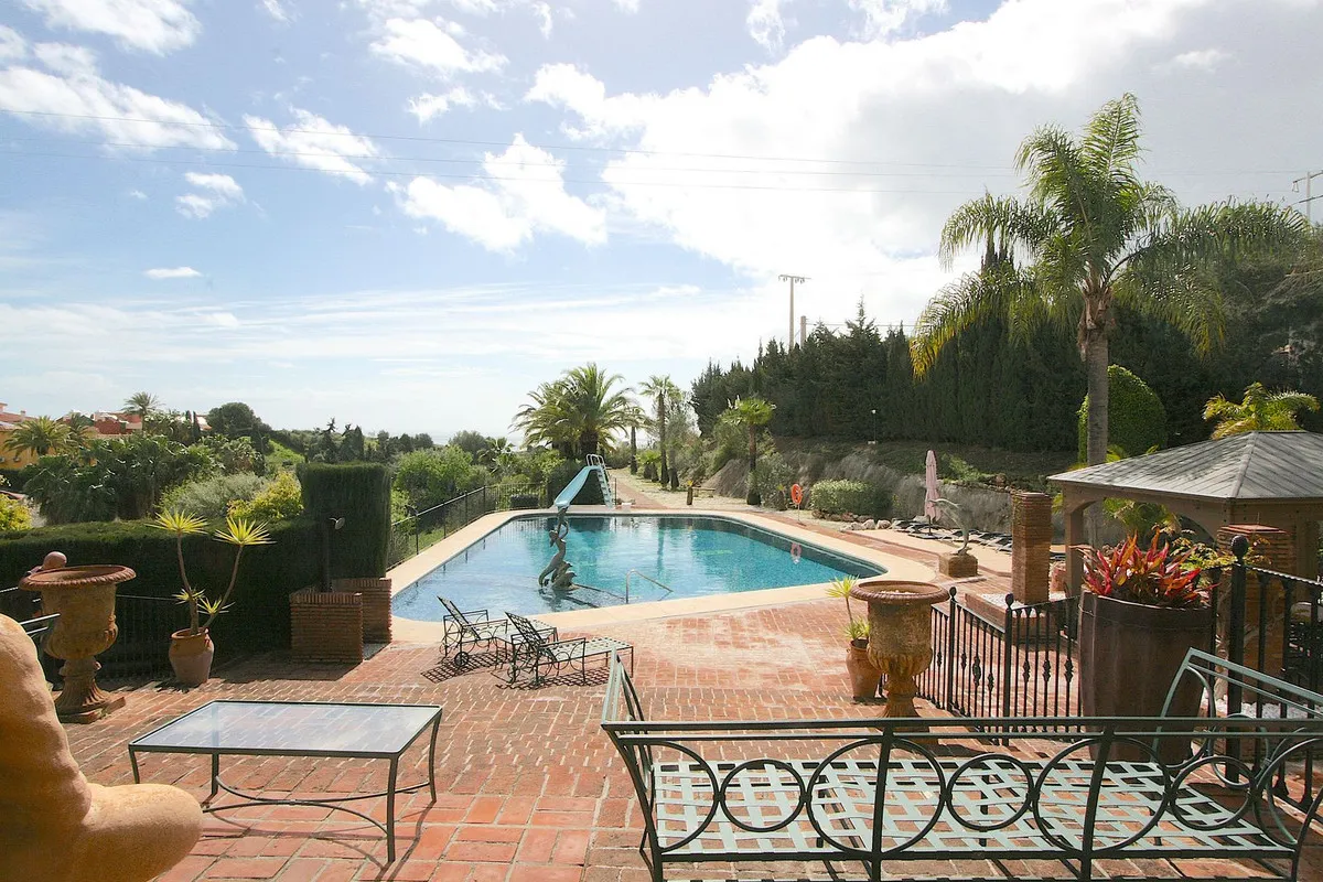 7d5cf040-311c-4e73-b920-e745b8f0b237