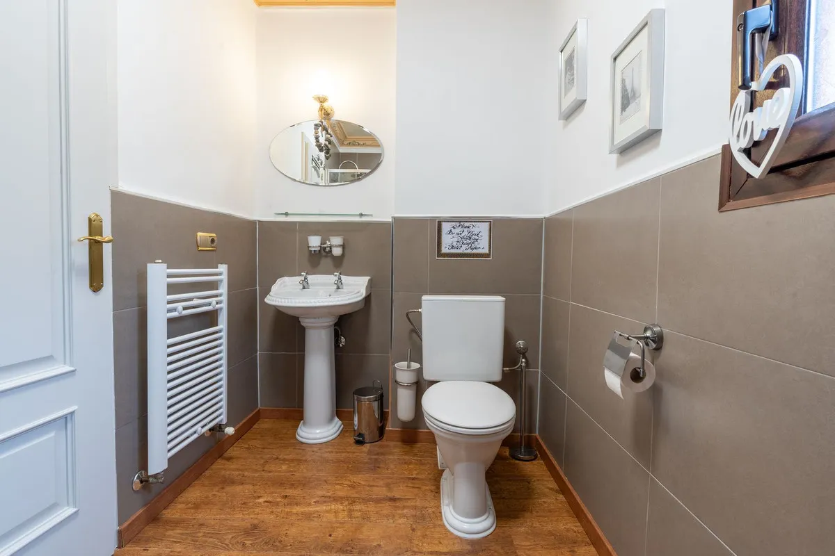 932e4f69-3d79-417c-9ae3-57133bb12b6a