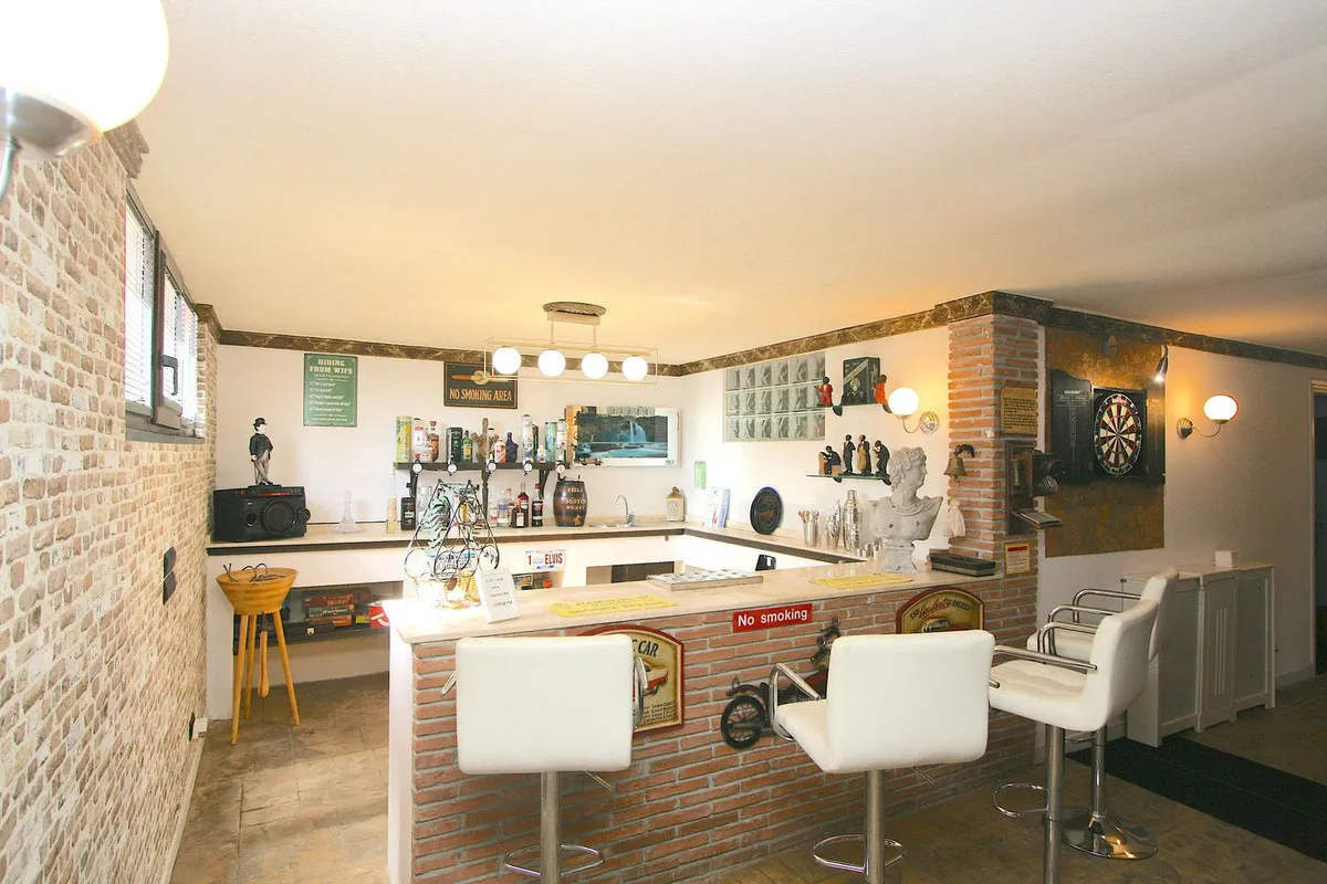 e8475d81-a0a6-4991-9e9f-4729a2571c39