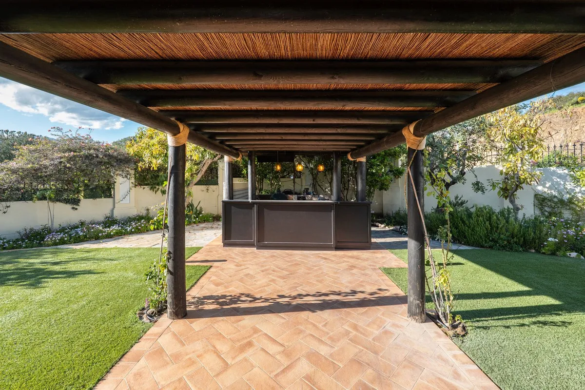 64280c2e-a22b-405e-b450-386c2dd40b70