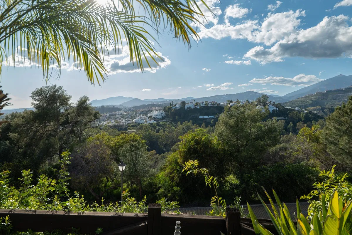 b652ecd2-3e1d-4f46-b8a4-de881aa64121