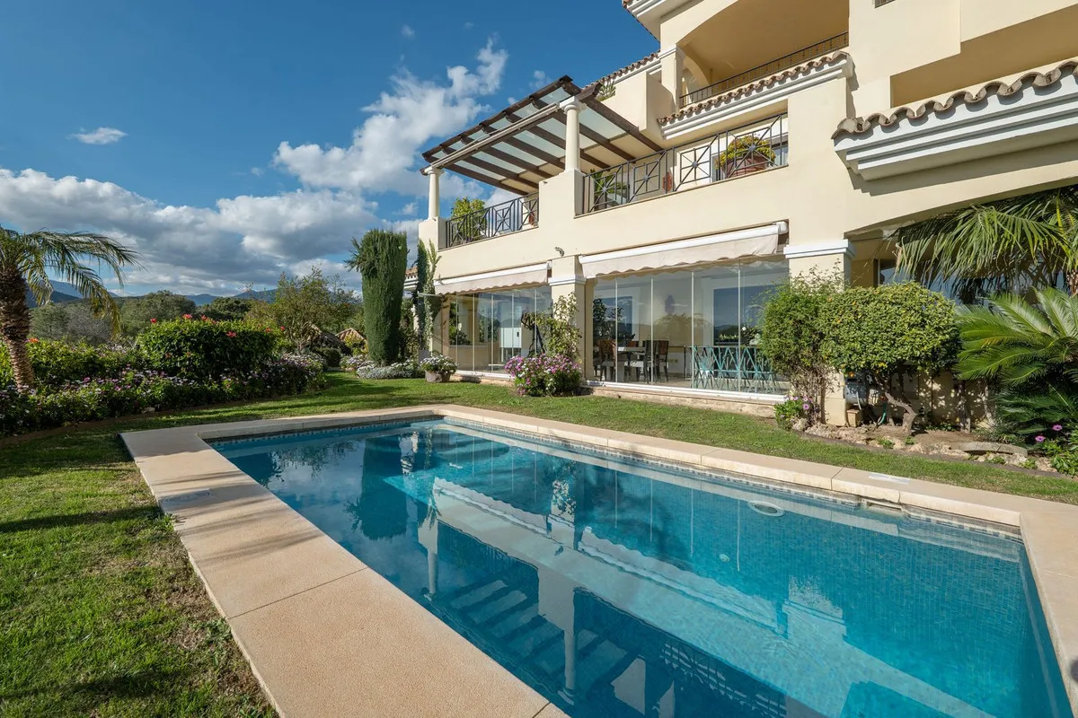 c4e941cb-b4f8-4bac-a40a-53415223111f