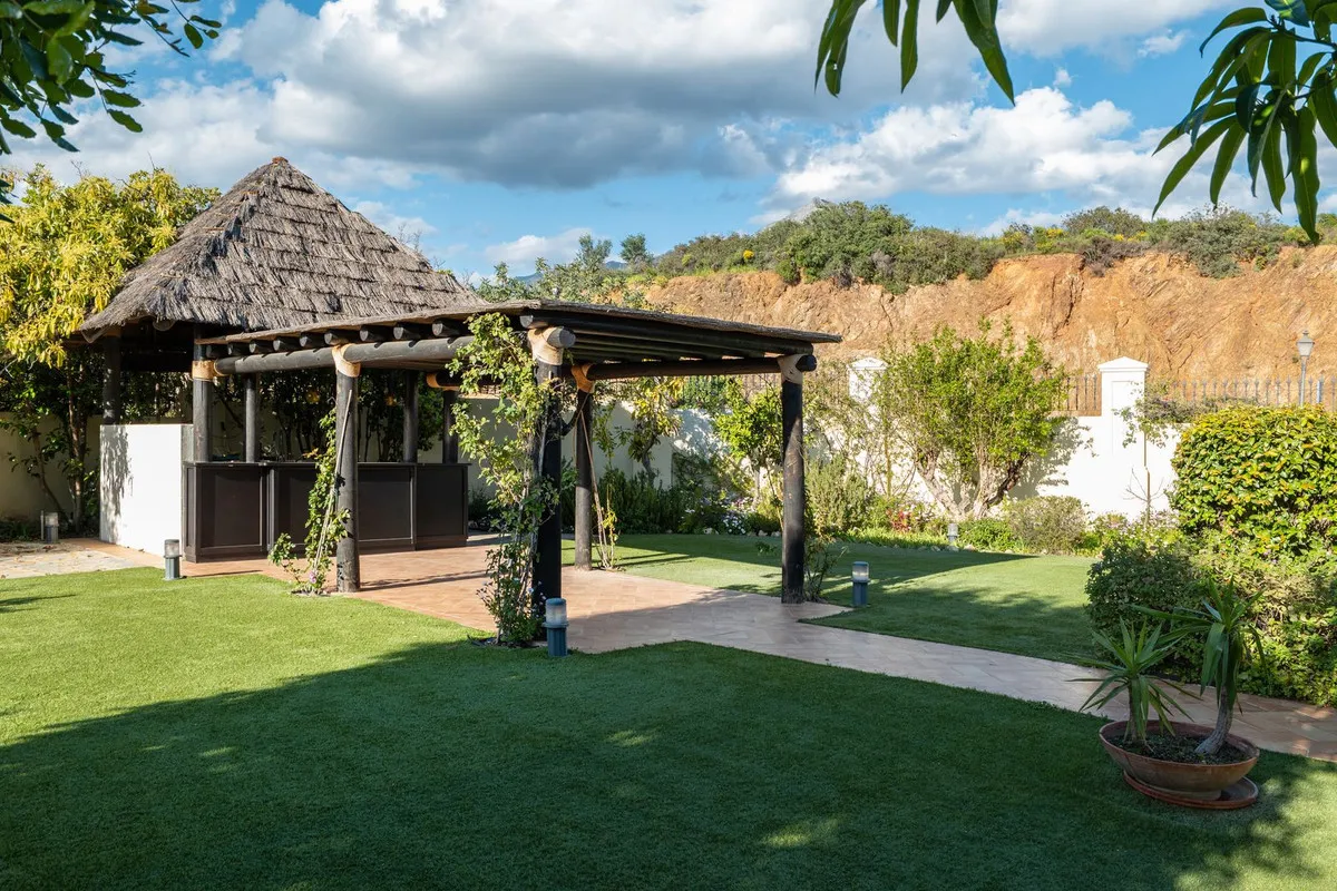 c9ea34a5-9e60-4fac-8dda-89c585a46f83