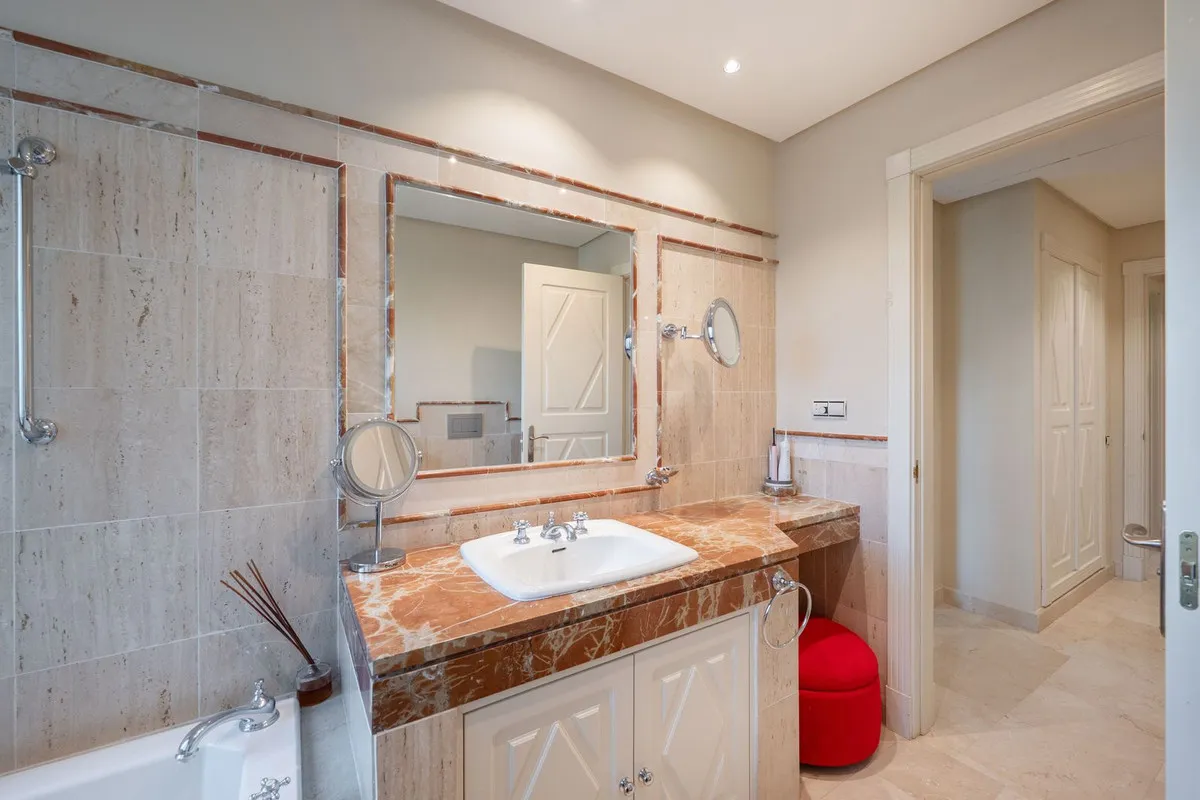 ef68e5af-672a-4af3-88ae-1733cdfb7ae9