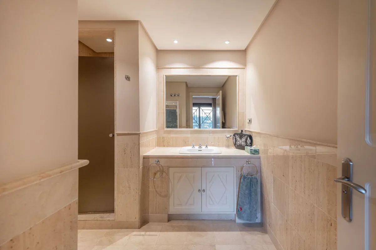 efd60a73-0df1-42f9-9958-fd5e95269d89