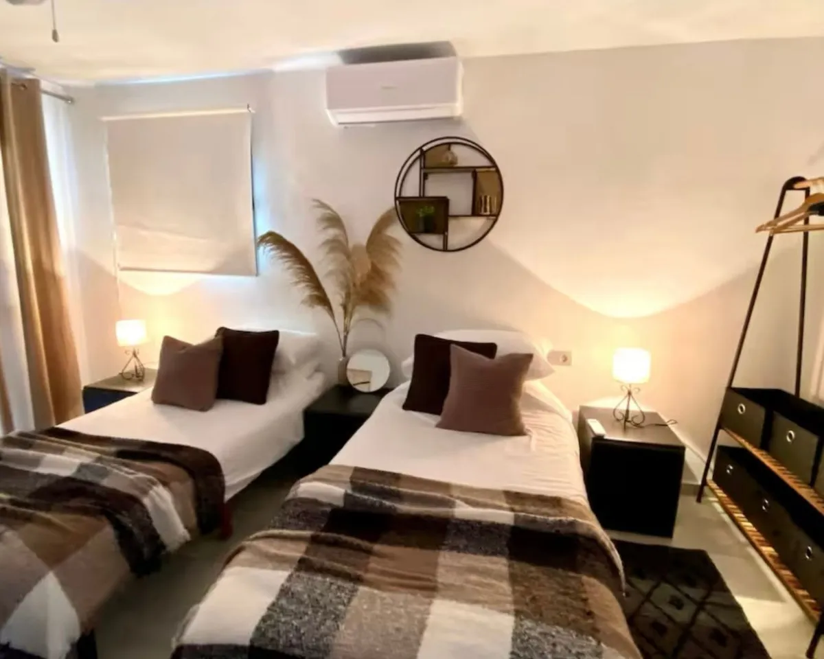 09b98cde-7f7f-4335-86ea-20eb11857d83