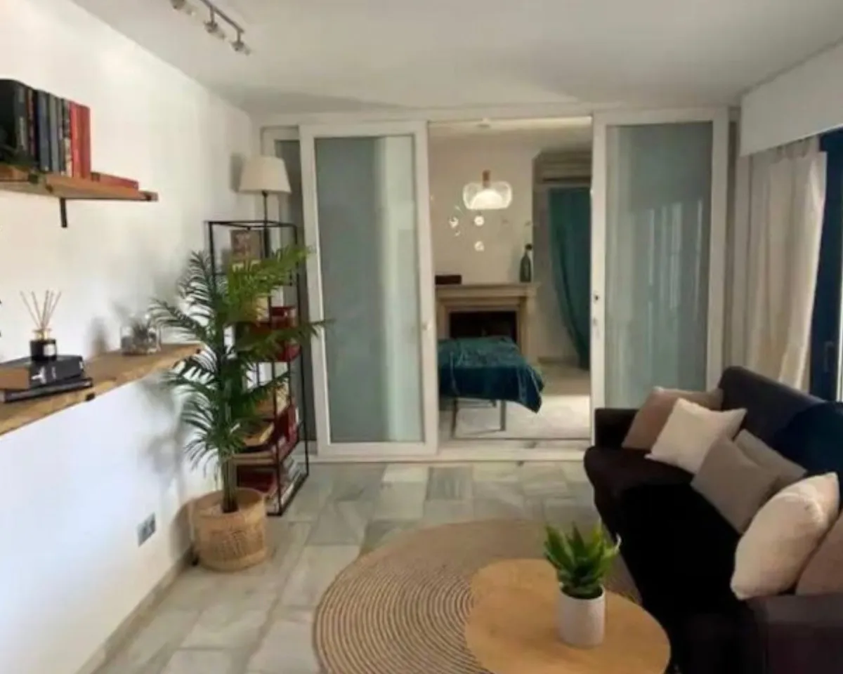 e960317e-c6bf-466b-a2ef-009125016d62