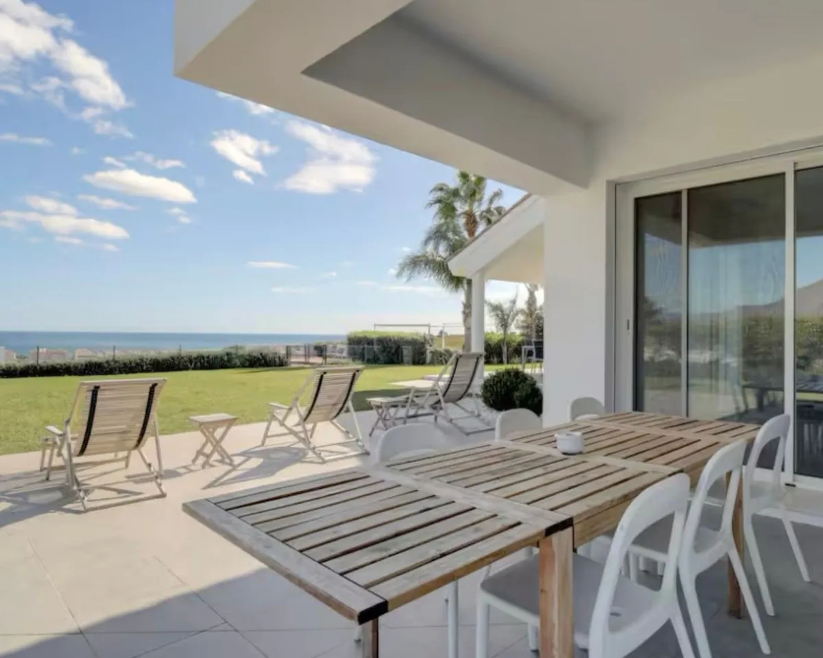 07c3c53f-0804-4dca-9c1f-25980426e4a0