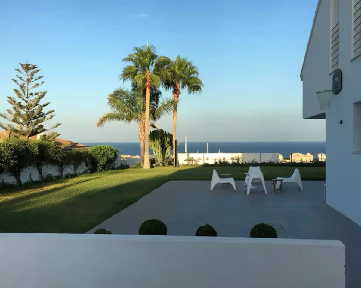 31ca05ff-f5c9-41de-b1f0-07c97520cf69