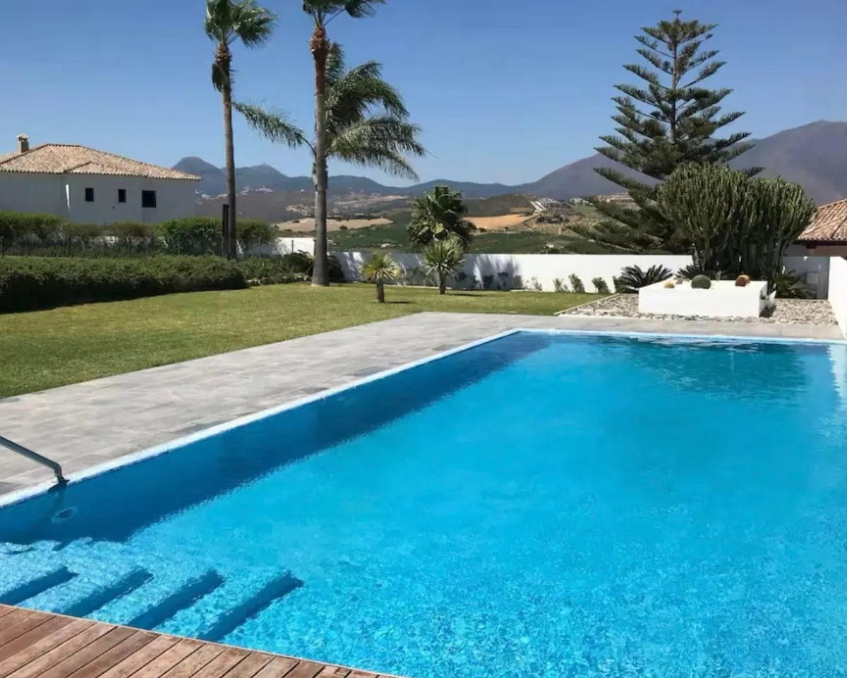 37cc9068-4106-412d-ba43-1246a6db04f0