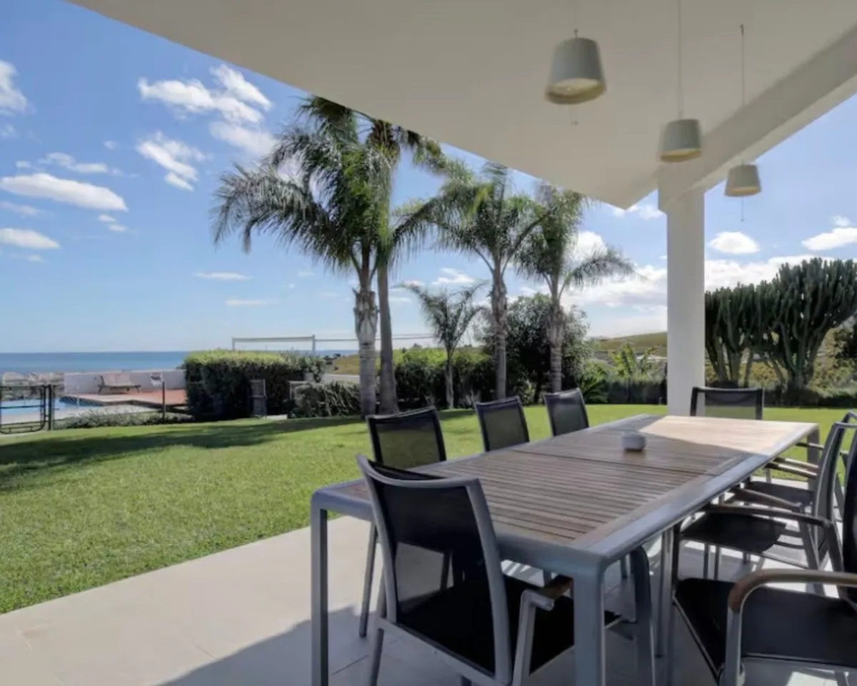 553e7ce9-dbd5-44f3-be39-7cf412e9d3ae