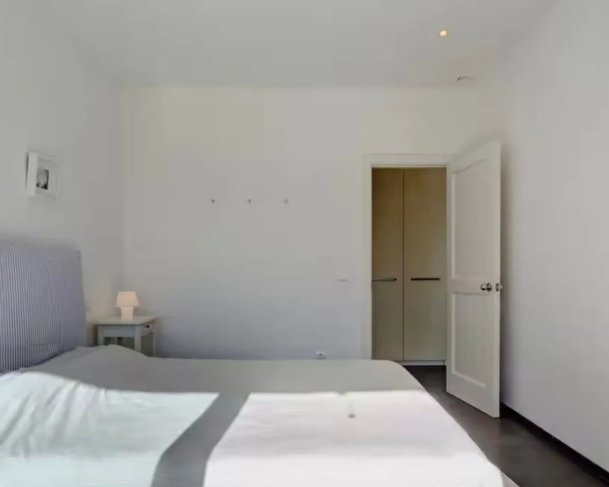 7425ce36-9e03-46bf-a618-0ba0a9d79a38