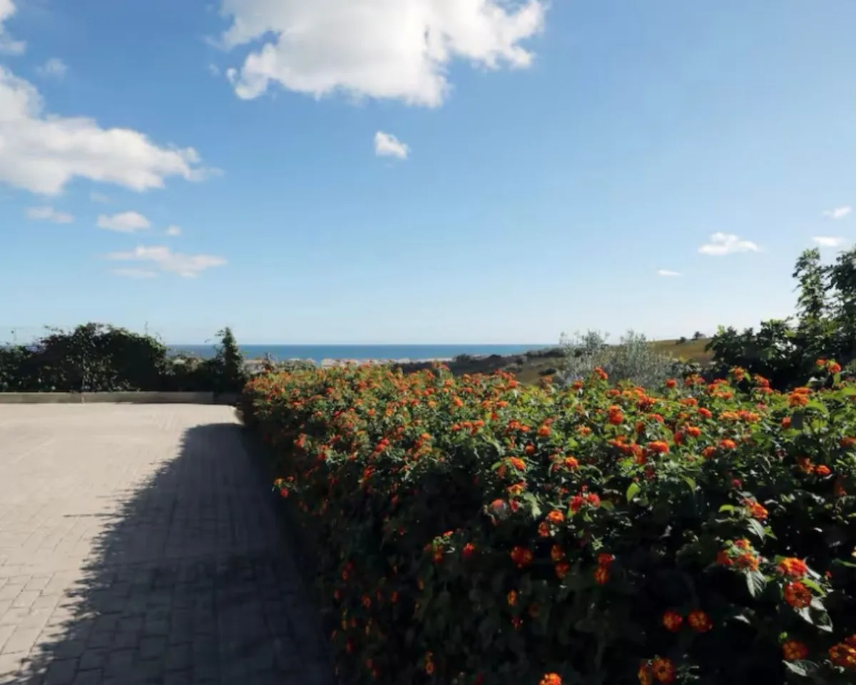 b346e1a0-9216-4438-ae18-a85dec6755fe