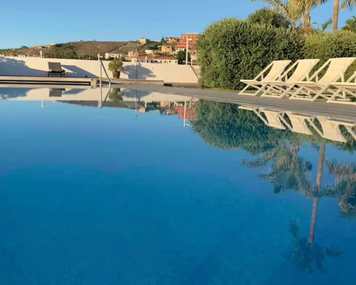 b9af6e5c-1743-435e-ac6a-0c641cb0c45c