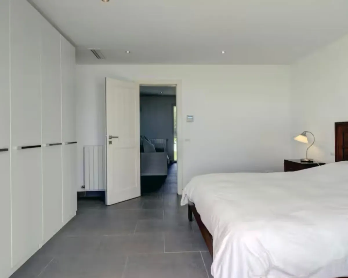 d4cff628-4850-4798-852a-597231ab335e