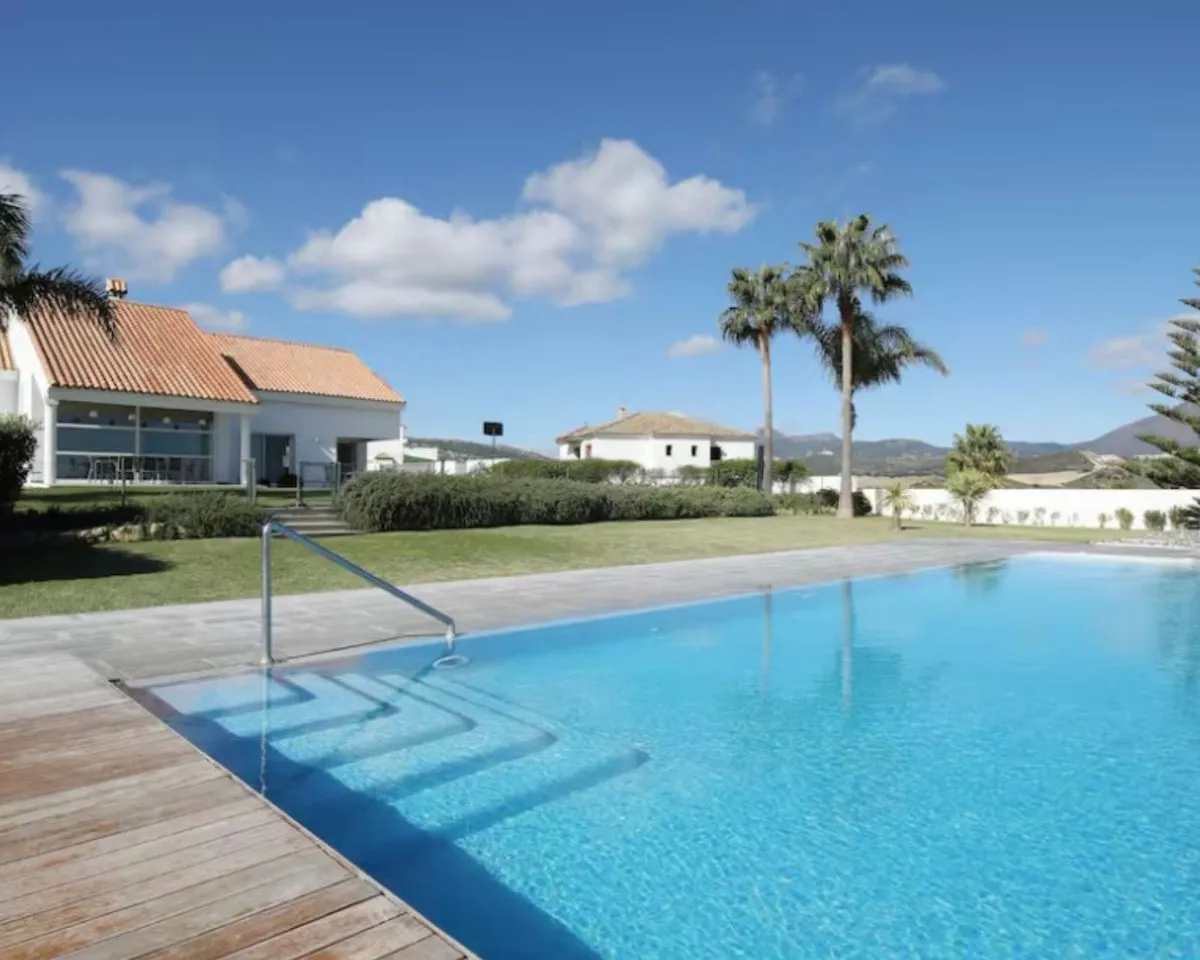 ddc843ce-a2bd-4054-b7f9-ee6e913eb507