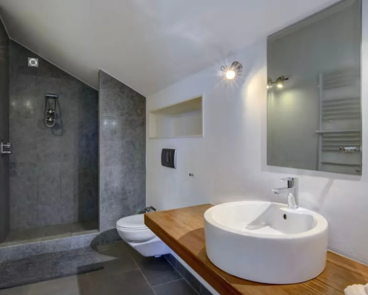 e7f2da3c-b25d-4085-a956-de5847dd4702