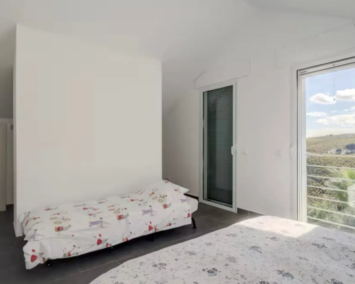 f05f5e0e-3859-4e14-9bdf-5f62c9624c00