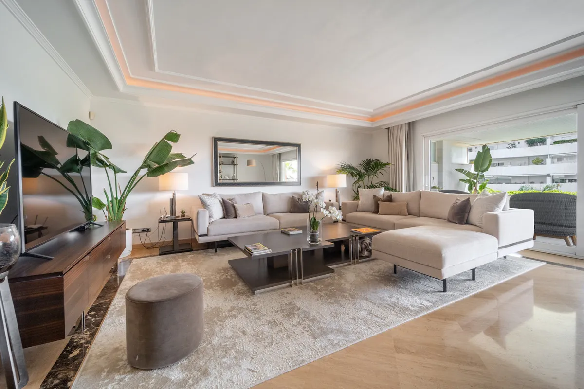 2855bf42-4841-4583-beca-1a953438bfa0