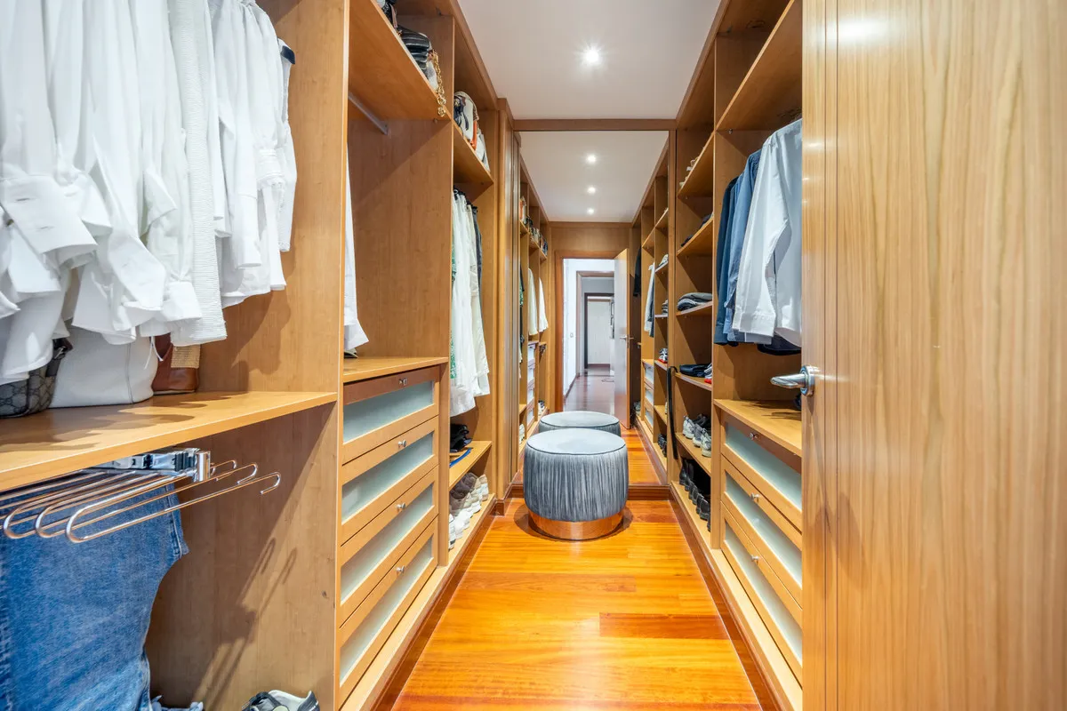 c4425b6b-76bb-4ec1-8f1d-f38baae956c7