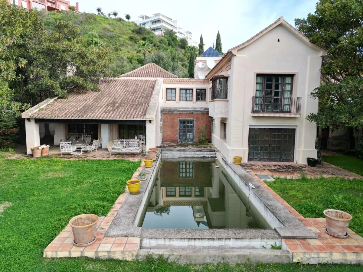 06a3aaff-fb23-48cc-8ba1-5144b3ba5b89