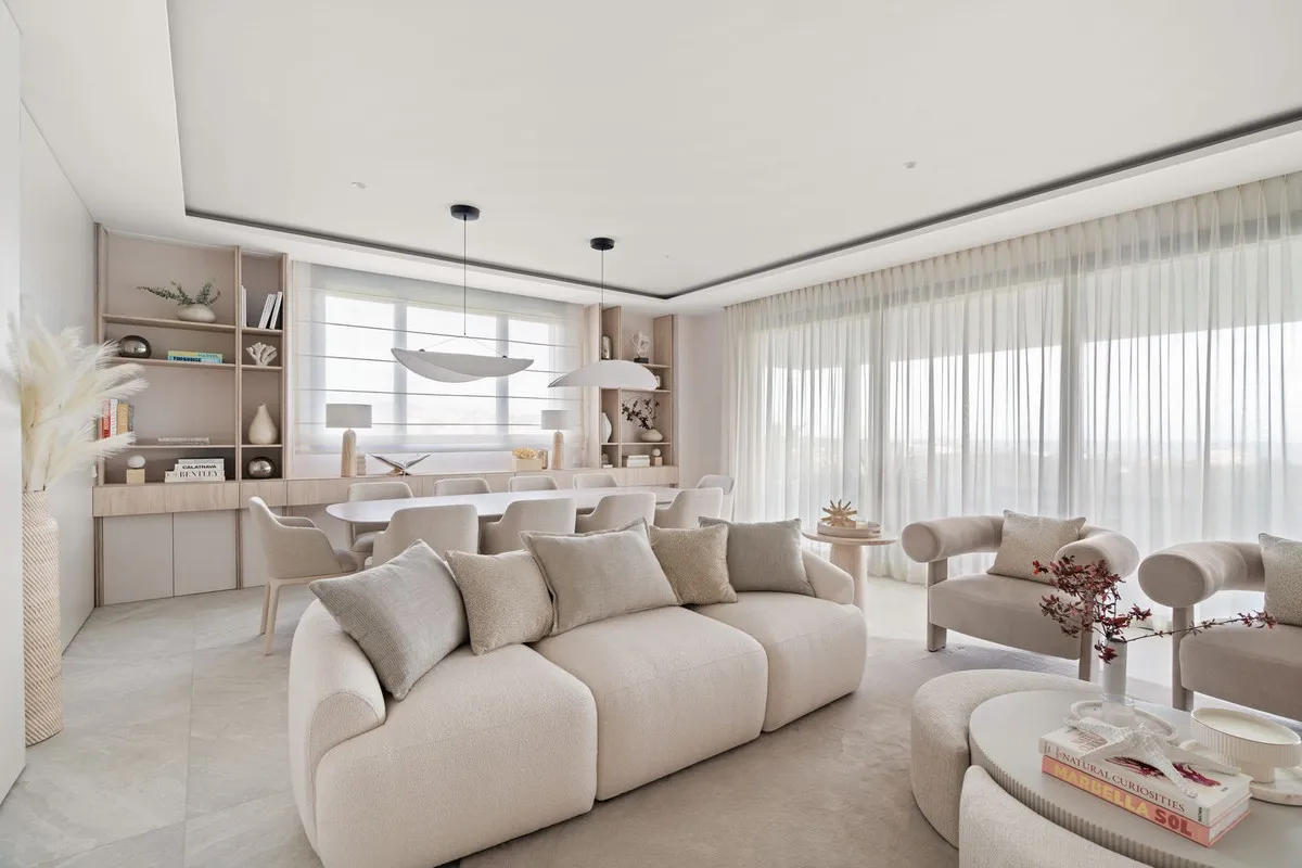 0993de84-b0ad-448c-9c91-bb9c7f63c4b7