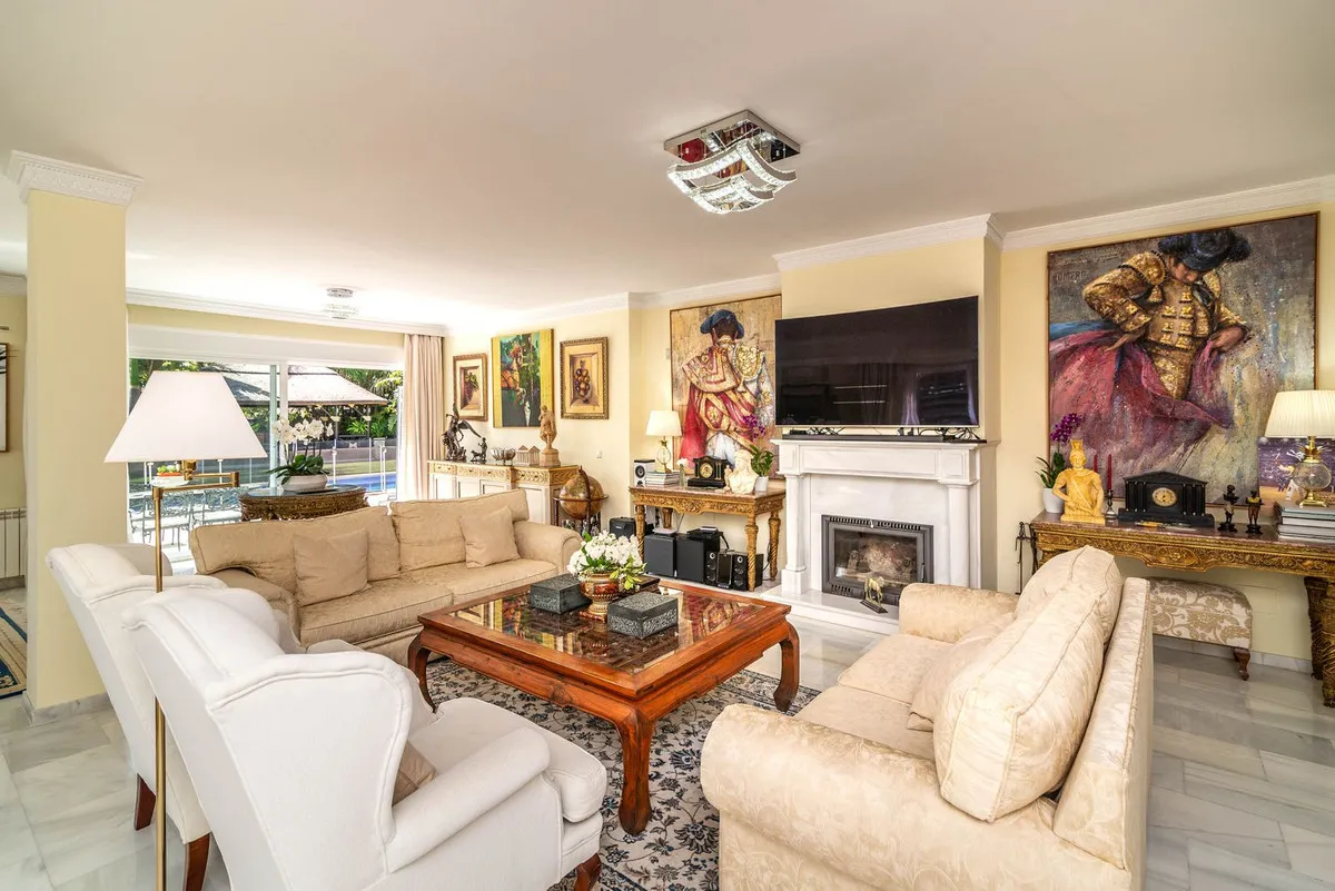 1dc5103a-5367-4b79-a870-418d204bd6bd