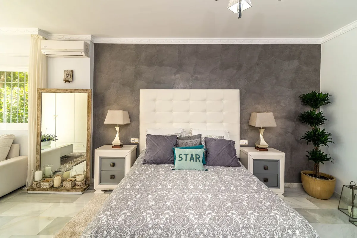 23df272c-917c-42f7-8eb4-e35ac0aa99a4