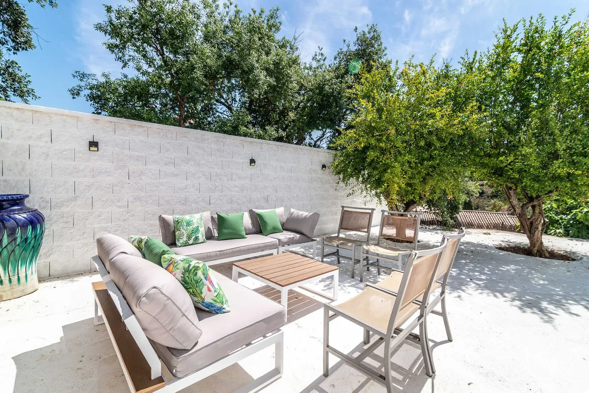 92979e24-2883-4c70-bb56-1d8b91d8cec8