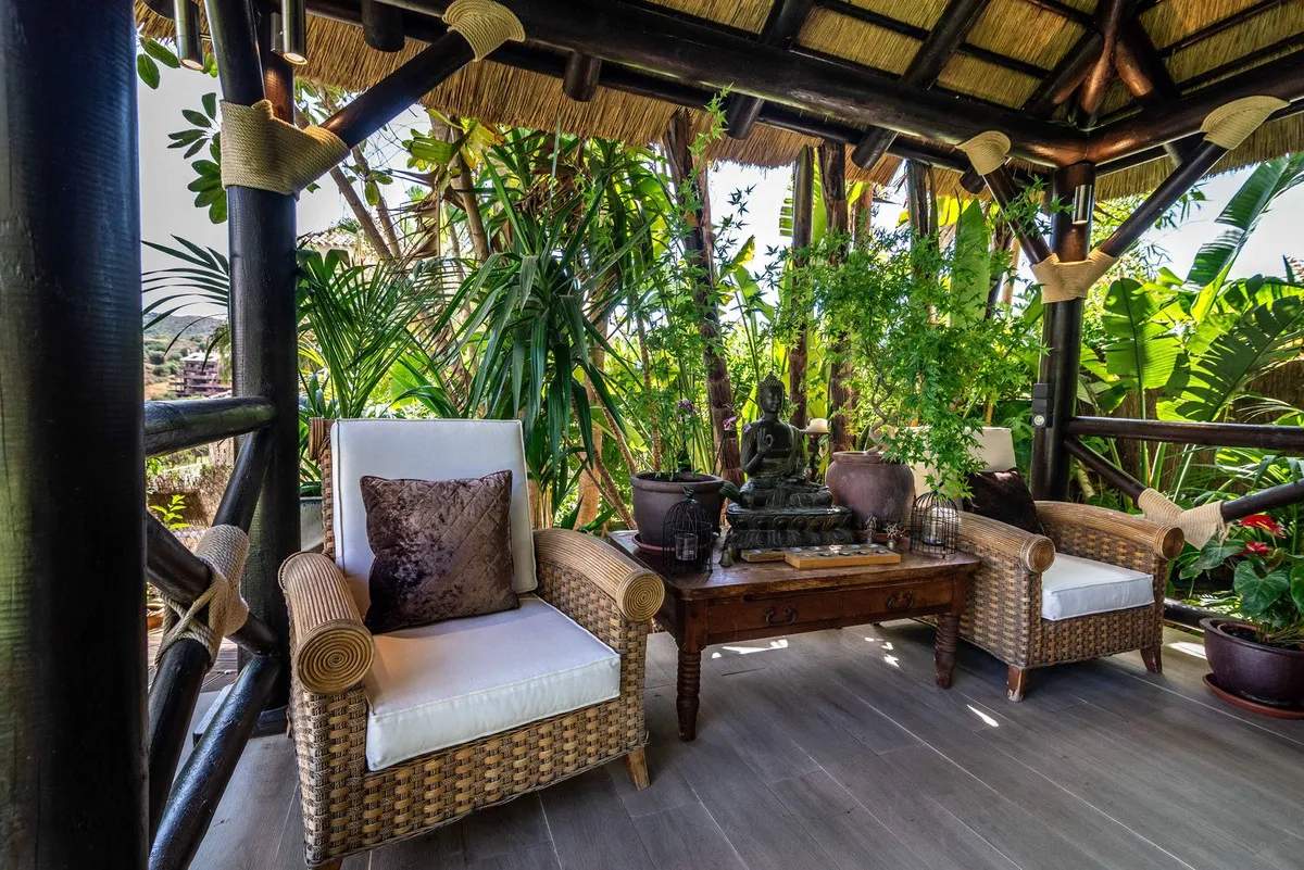 b314adb5-c5e2-4a6f-9315-1f65b8e9c9c4