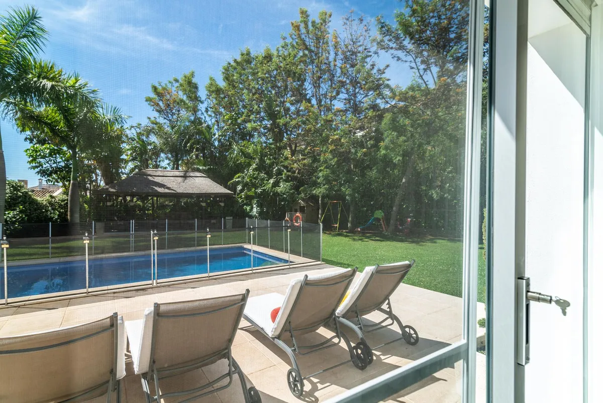 c140492a-fd81-418e-80cc-ad93926bdf29