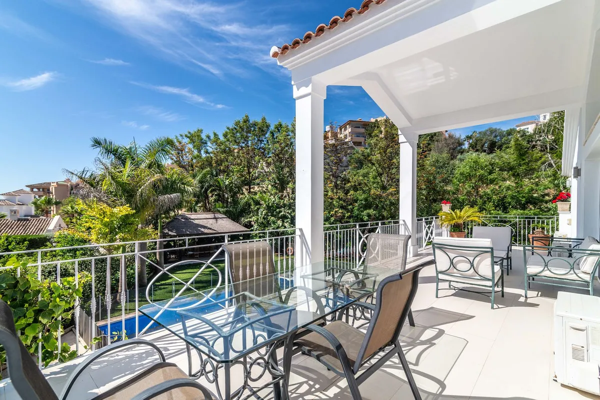 f4aae8ba-a267-4a3b-9308-7c46e1f7a5b6