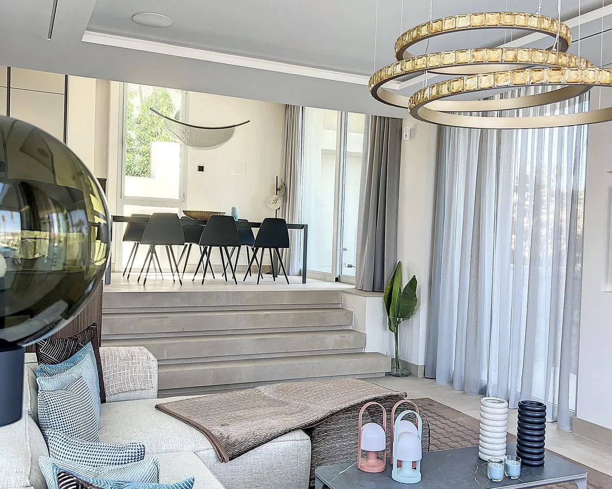 1ba4bed5-4a29-436e-83fb-105293cb5c3e